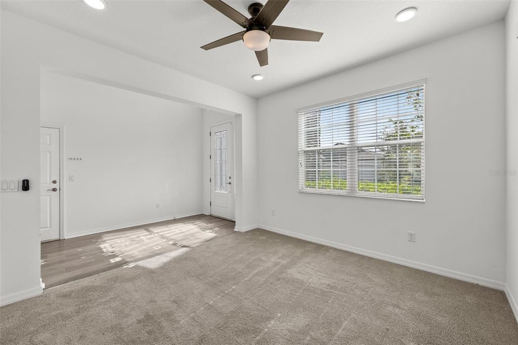 Empty room, Interior, Recessed Lighting
