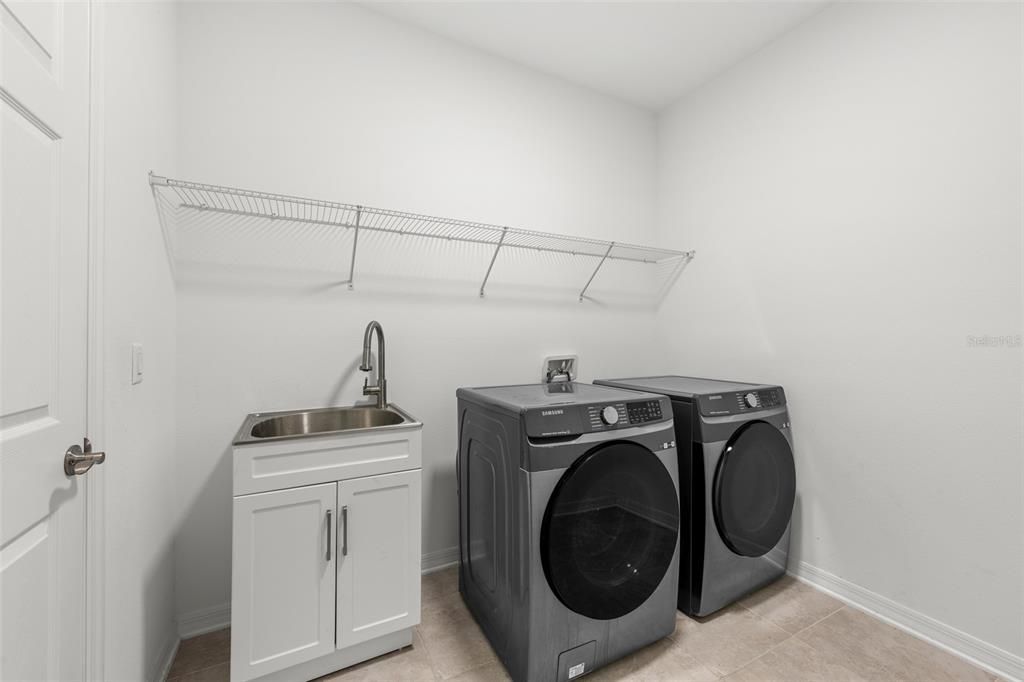 Interior, Washer