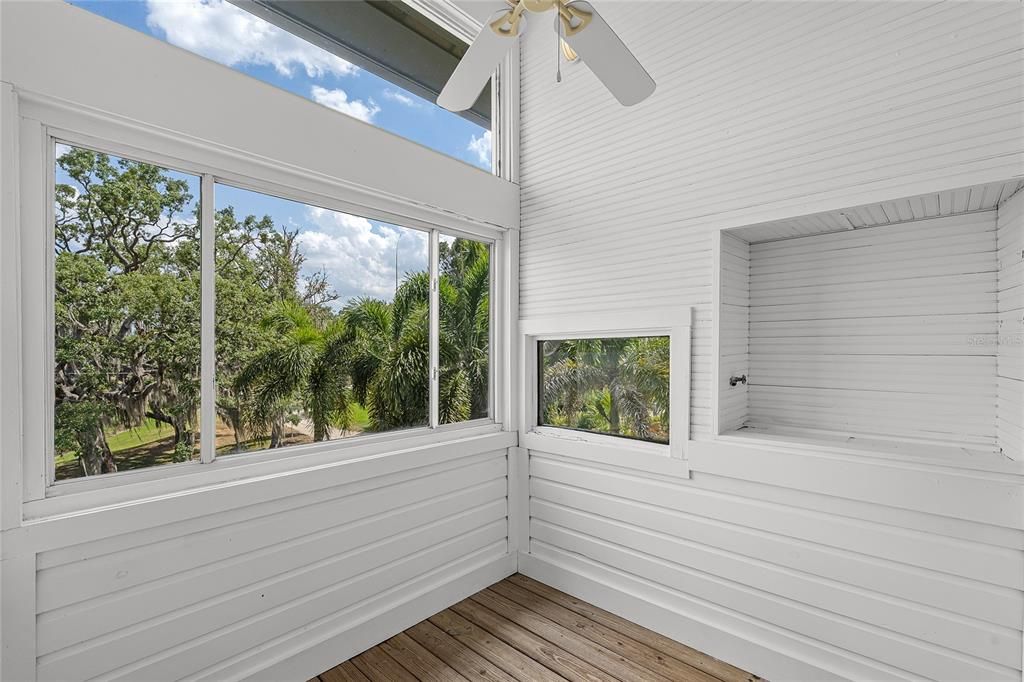 Interior, Sun Room, Wood Texture Flooring