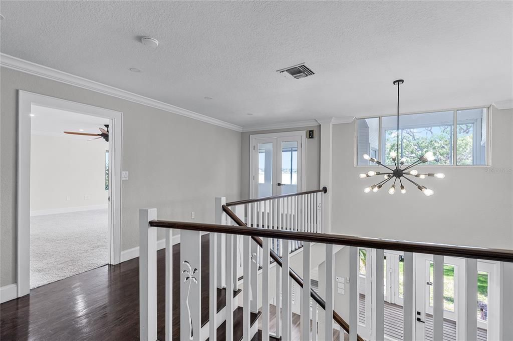 Interior, Pendant Lights, Wood Texture Flooring