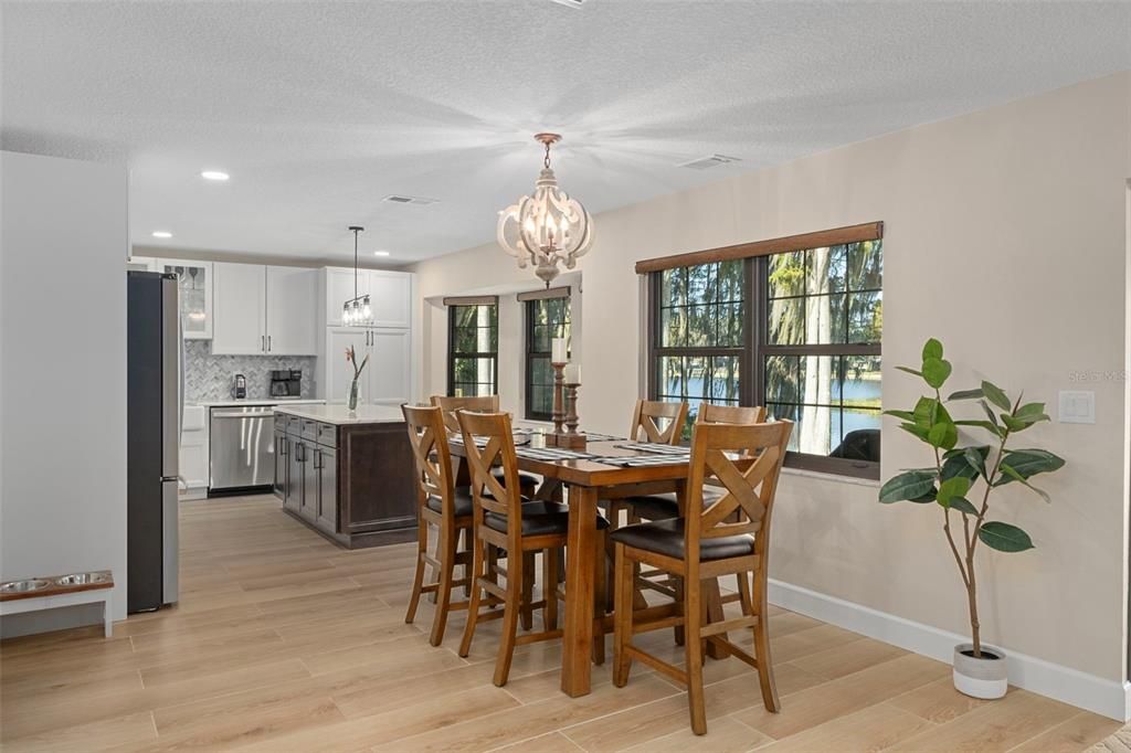 Chandelier, Dining room, Interior, Kitchen, Pendant Lights, Recessed Lighting, Wood Texture Flooring