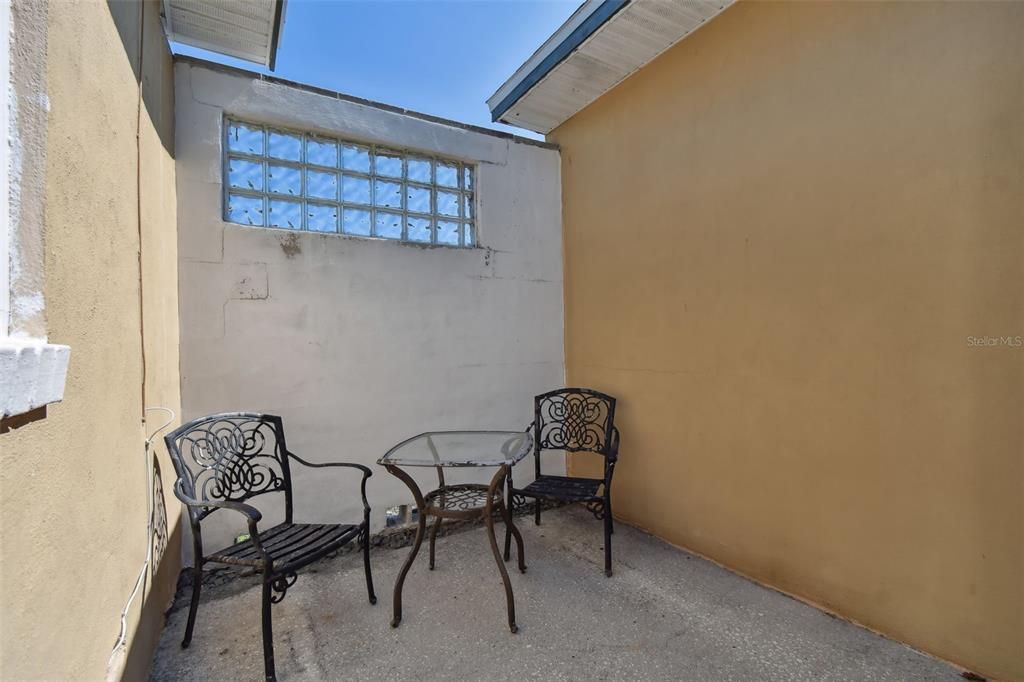 DE Listing image placeholder