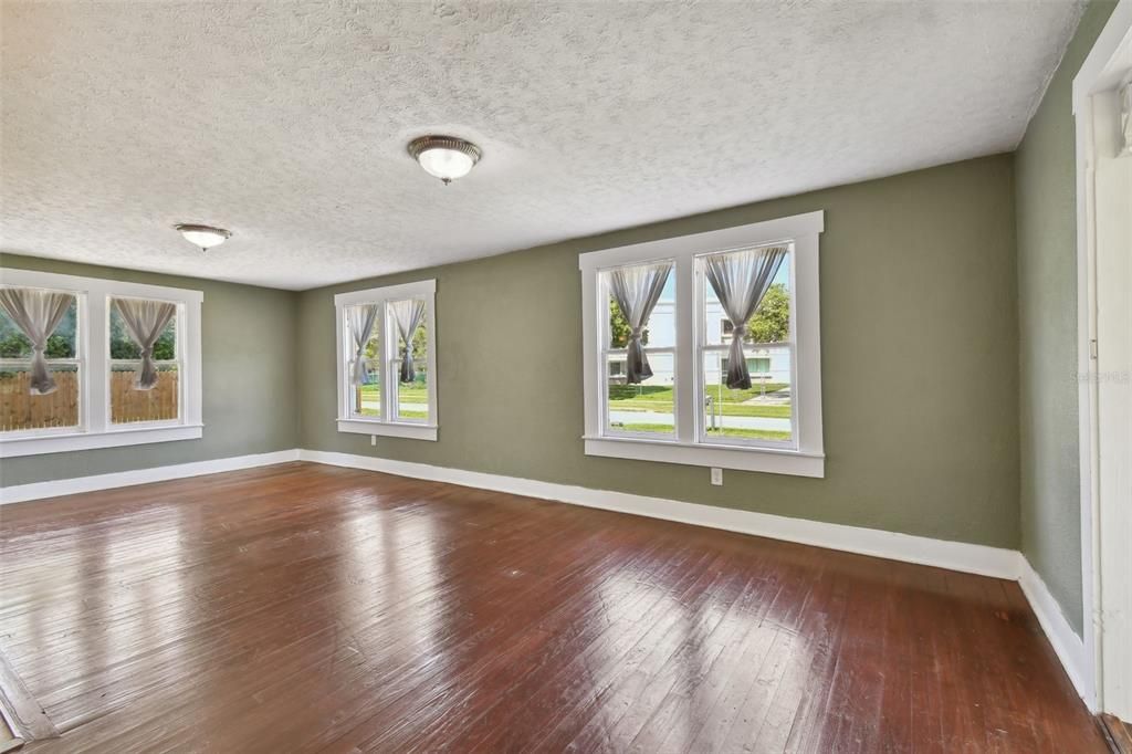 DE Listing image placeholder