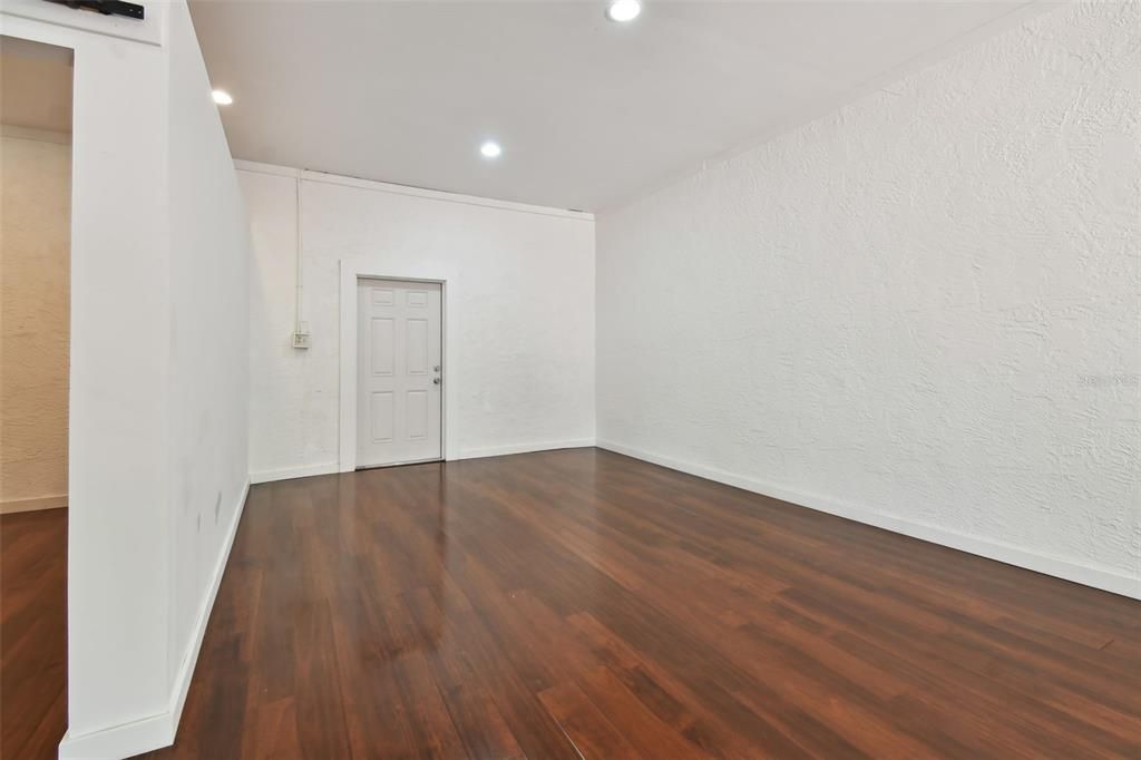 DE Listing image placeholder