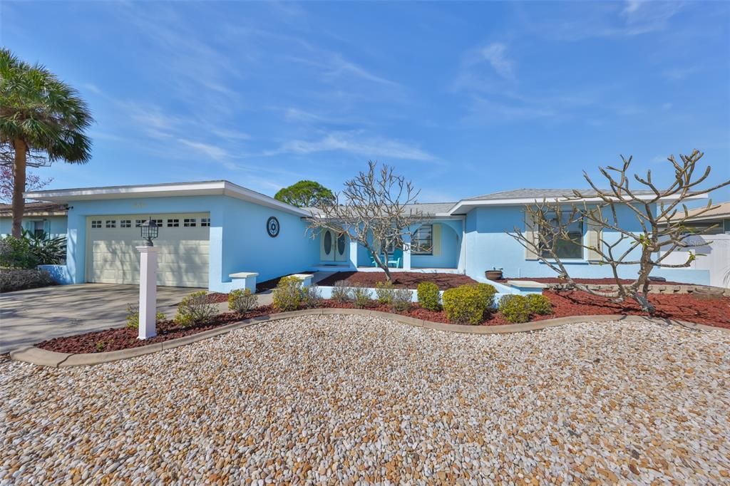 Attached, Backyard, Exterior, Facade, Ranch