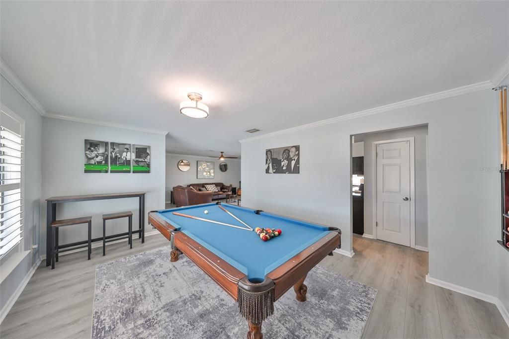 Billiard Table, Game Room, Interior, Wood Texture Flooring