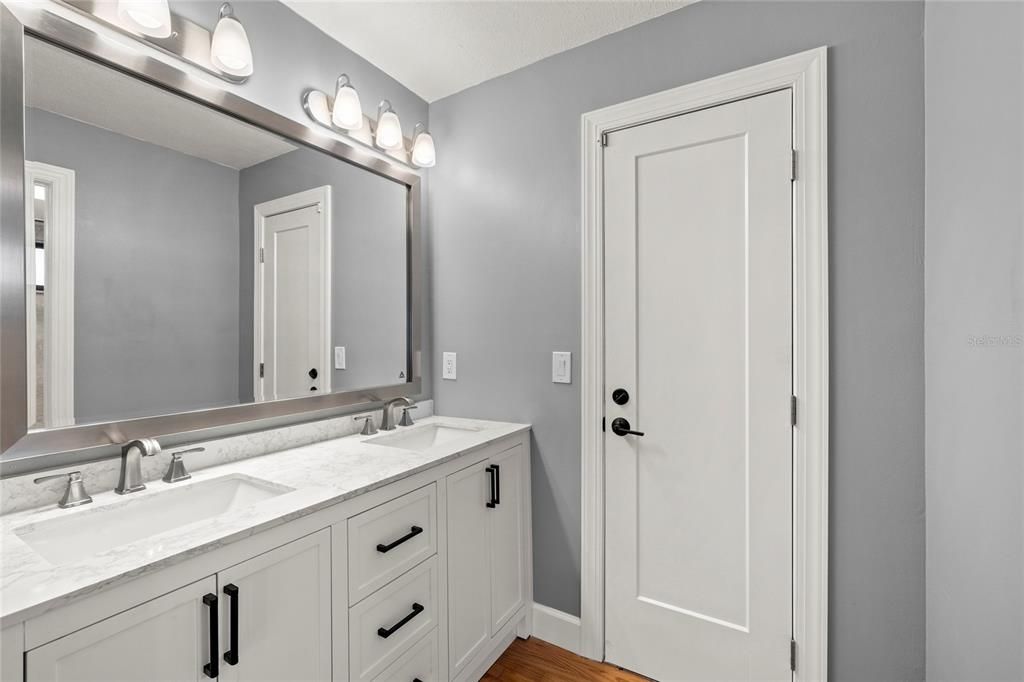 Bathroom, Dual Sink Vanities, Interior, Wood Texture Flooring