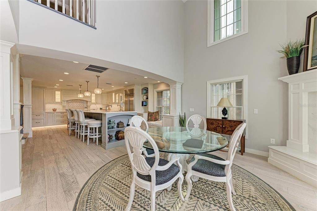 Dining room, Interior, Kitchen, Pendant Lights, Recessed Lighting, Wood Texture Flooring