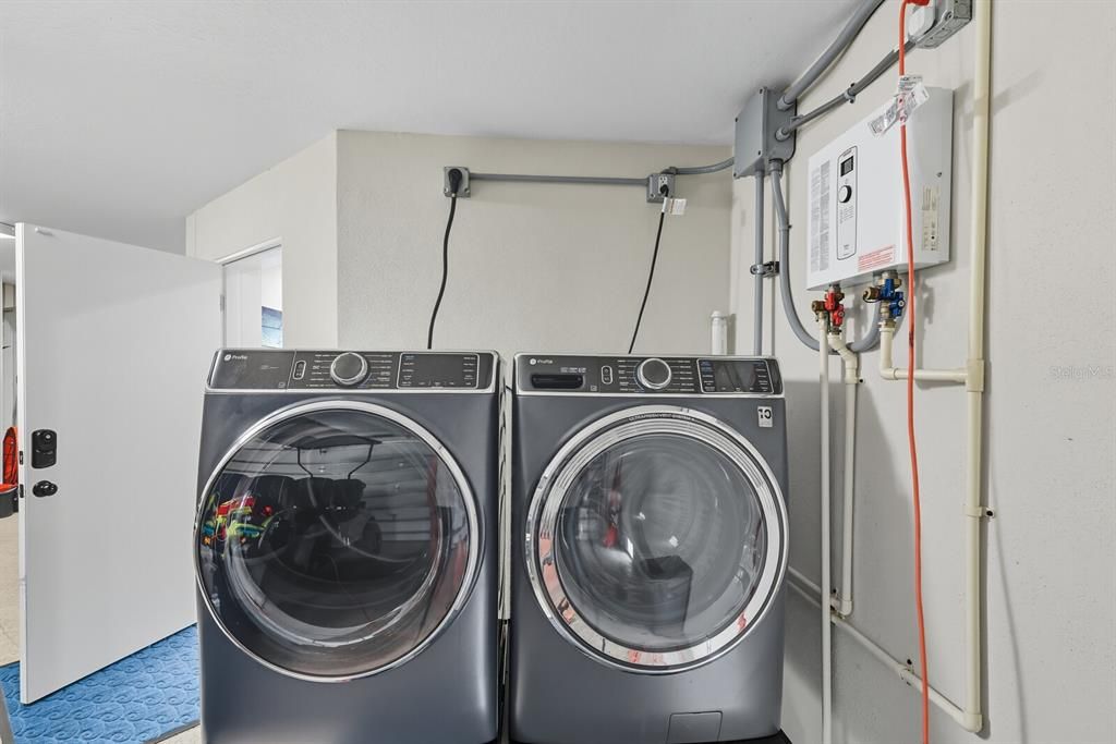 Interior, Utility Closets, Washer