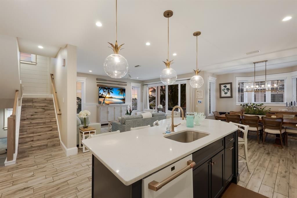 Dining room, Interior, Kitchen, Living room, Pendant Lights, Recessed Lighting, Wood Texture Flooring