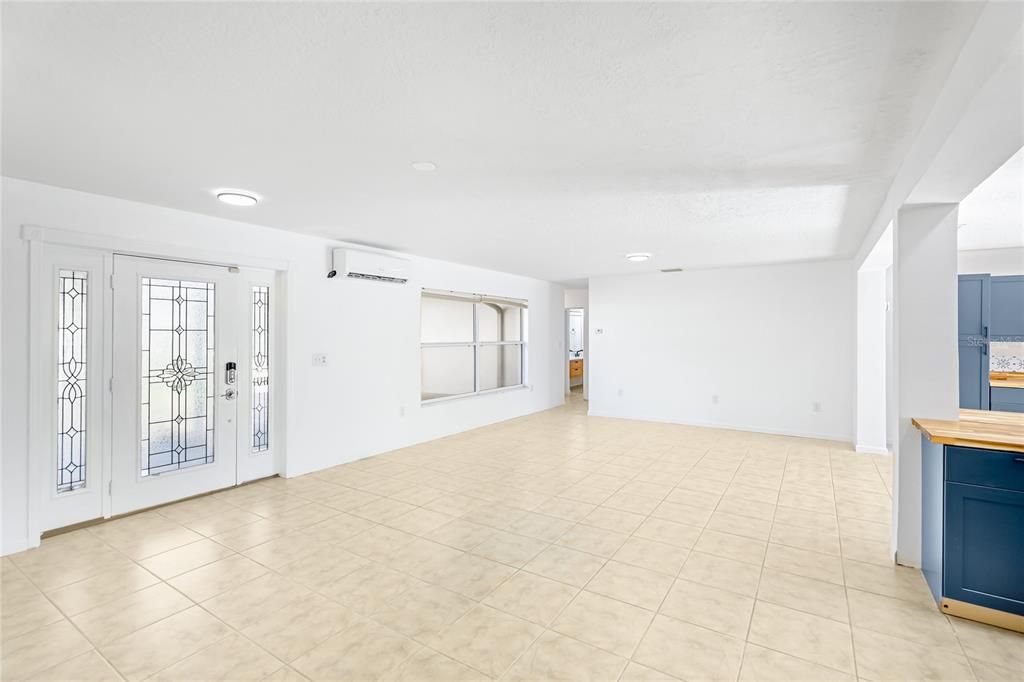 Empty room, Interior, Recessed Lighting