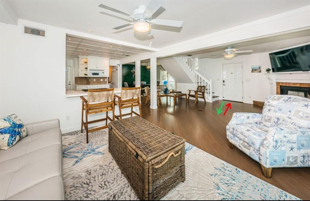 Dining room, Interior, Kitchen, Recessed Lighting, Wood Texture Flooring