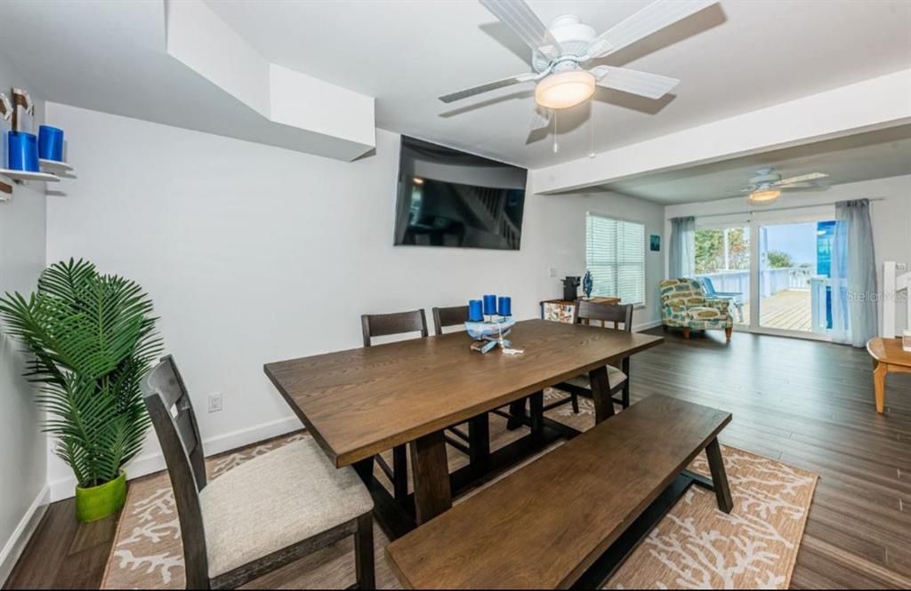 Dining room, Interior, Wood Texture Flooring