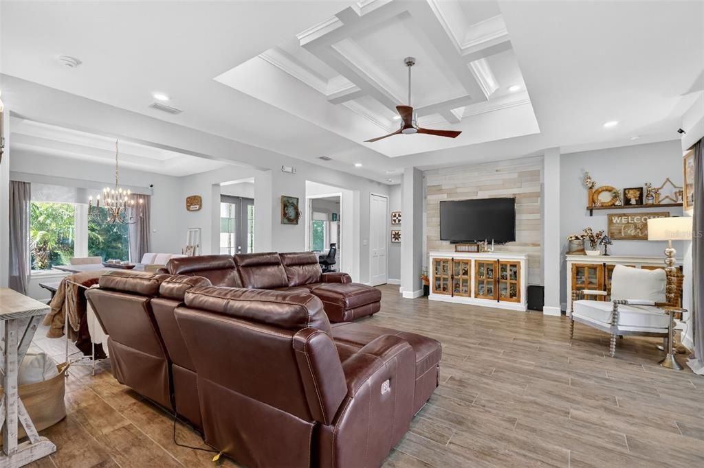 Chandelier, Interior, Living room, Recessed Lighting, Wood Texture Flooring