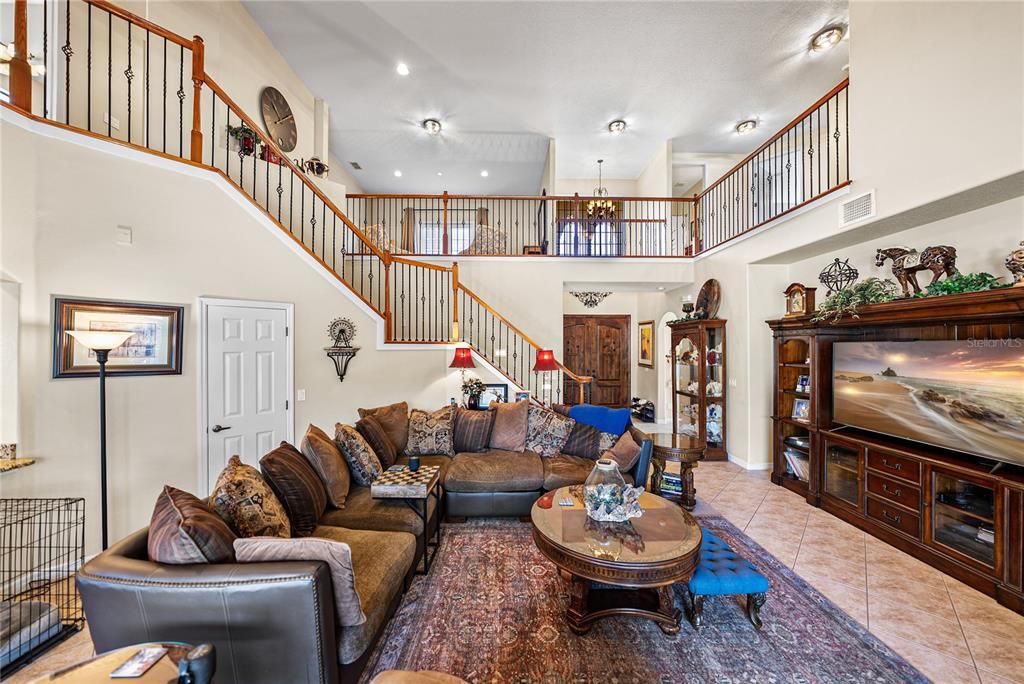 Chandelier, Interior, Living room, Recessed Lighting