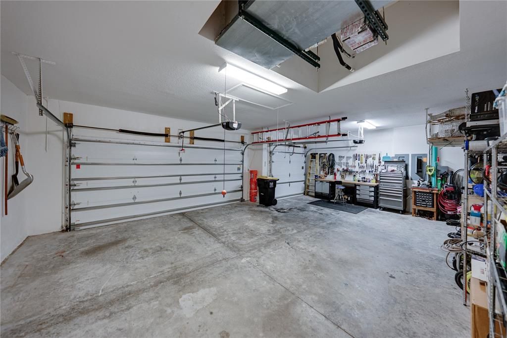 Garage, Interior