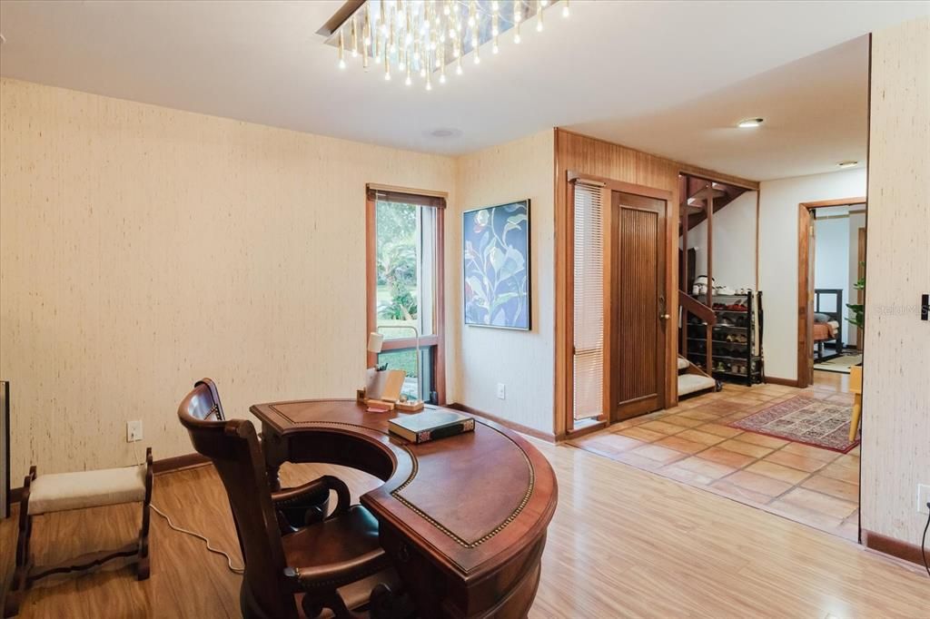 Home Office, Interior, Recessed Lighting, Wood Texture Flooring