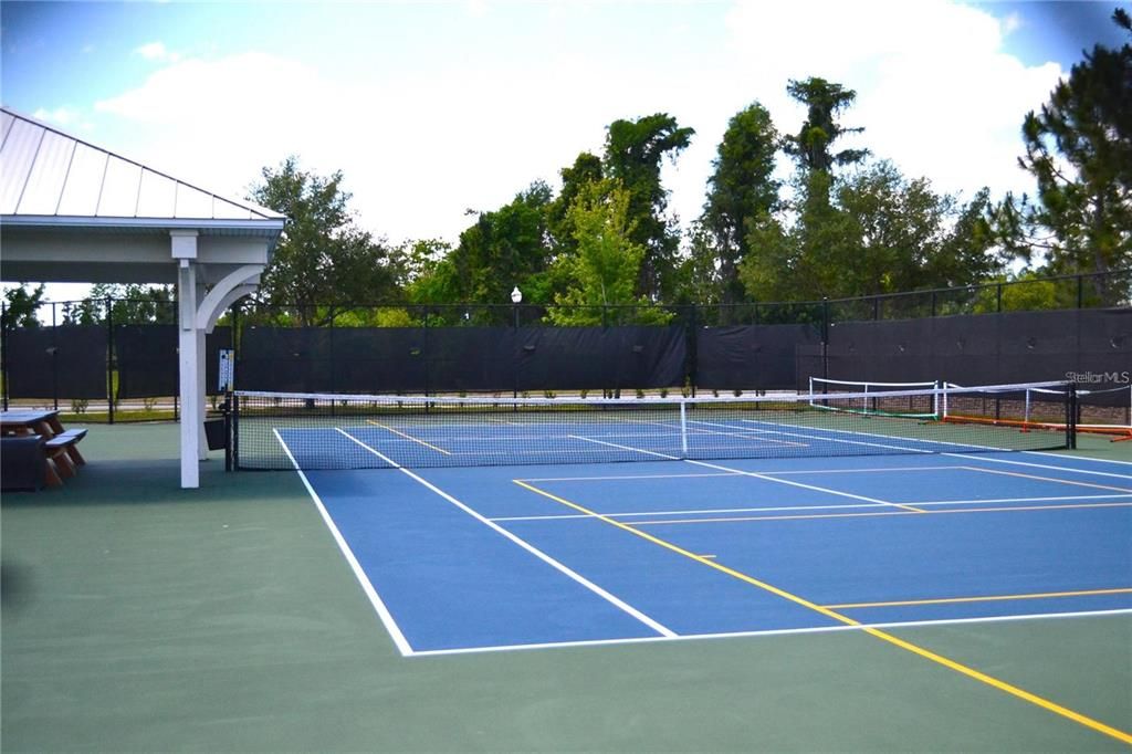Exterior, Tennis Courts