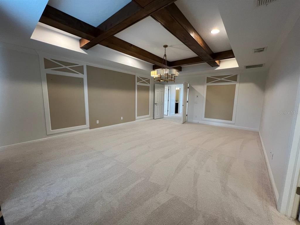 Chandelier, Empty room, Interior, Recessed Lighting, Wooden Beams