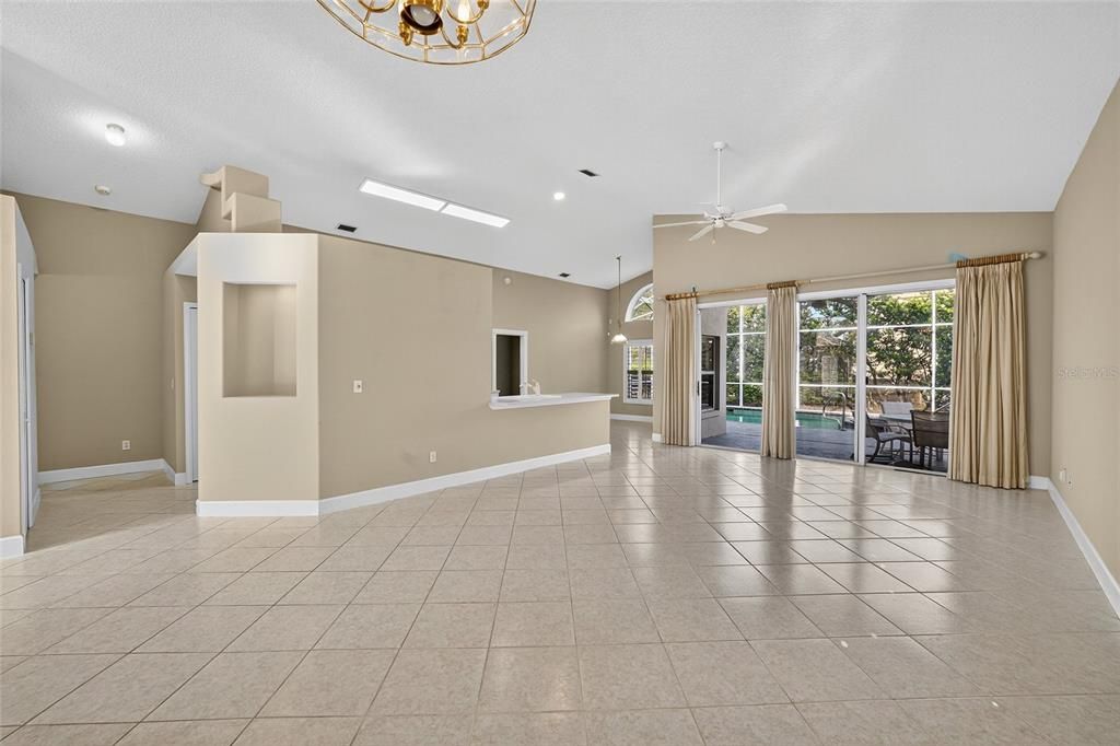 Empty room, Interior, Recessed Lighting