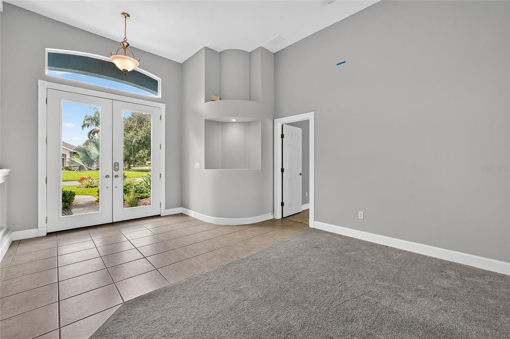 Empty room, Interior, Pendant Lights, Recessed Lighting