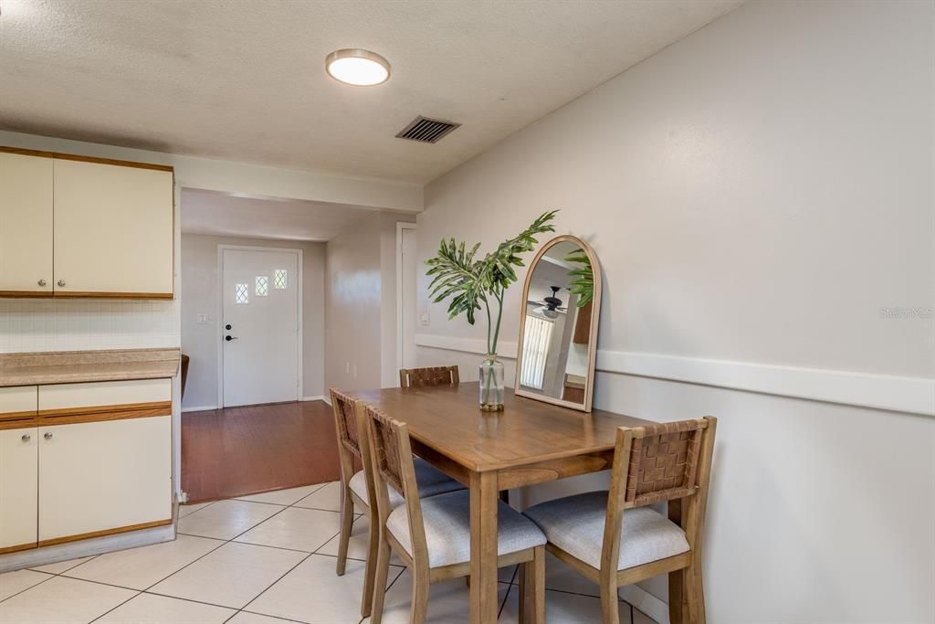 Dining room, Interior, Recessed Lighting, Wood Texture Flooring
