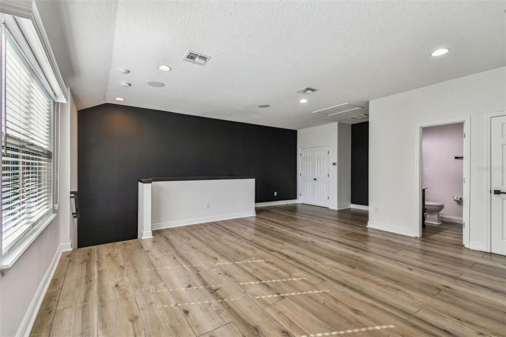 Bathroom, Empty room, Interior, Recessed Lighting, Wood Texture Flooring
