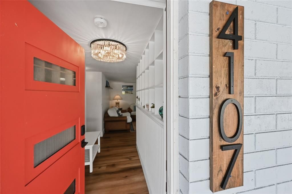 Chandelier, Interior, Wood Texture Flooring