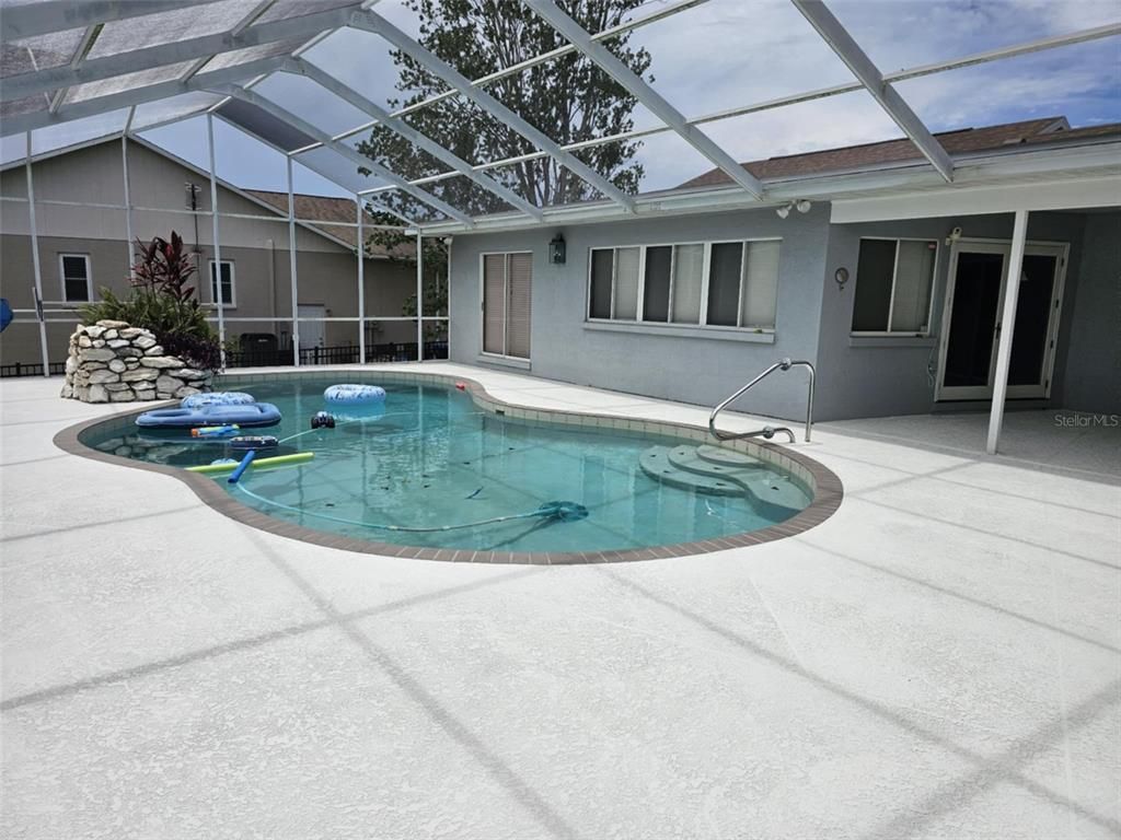 Glass Ceilings, Interior, Pool, Sun Room