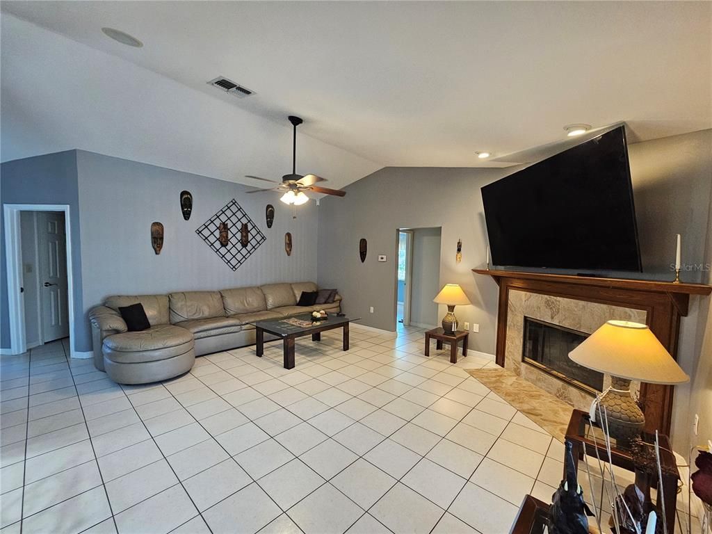 Fireplace, Interior, Living room, Recessed Lighting