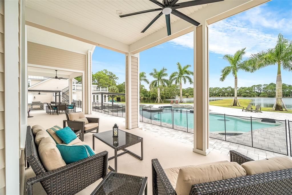 Exterior, Pool, Water