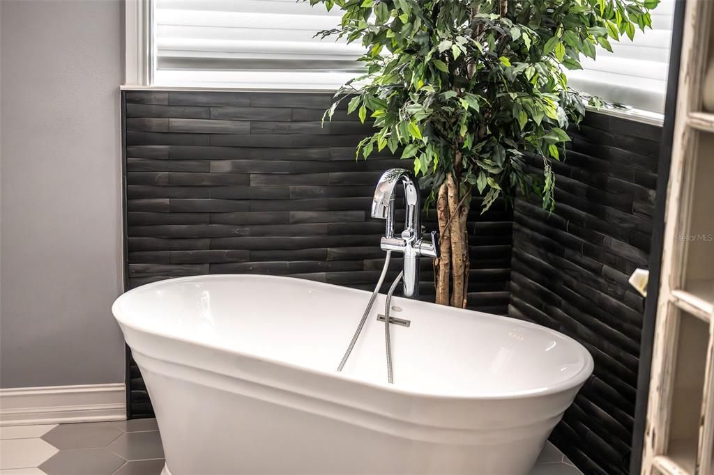 Bathroom, Free Standing Baths, Interior