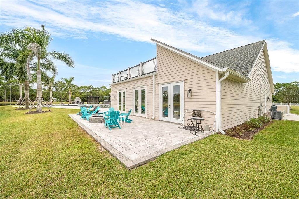 Backyard, Exterior, Pool