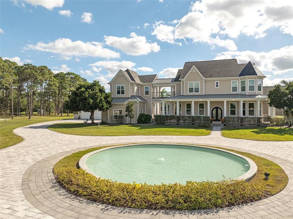 Backyard, Exterior, Facade, Pool, Queen Anne Victorian