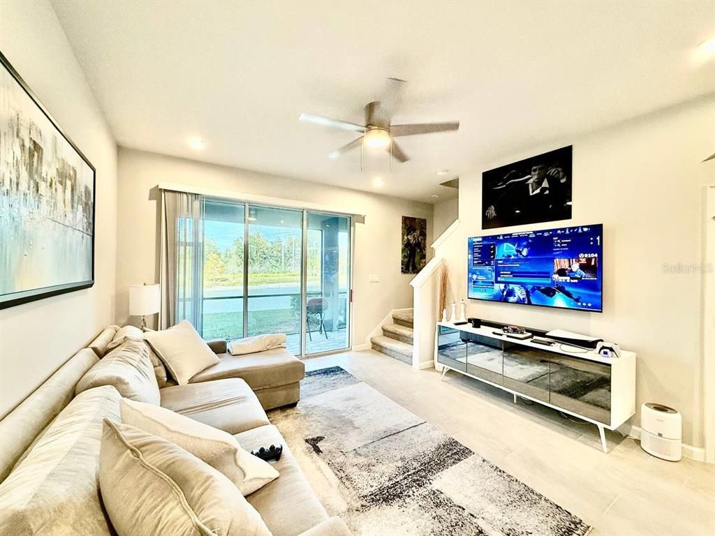 Interior, Living room, Recessed Lighting, Water