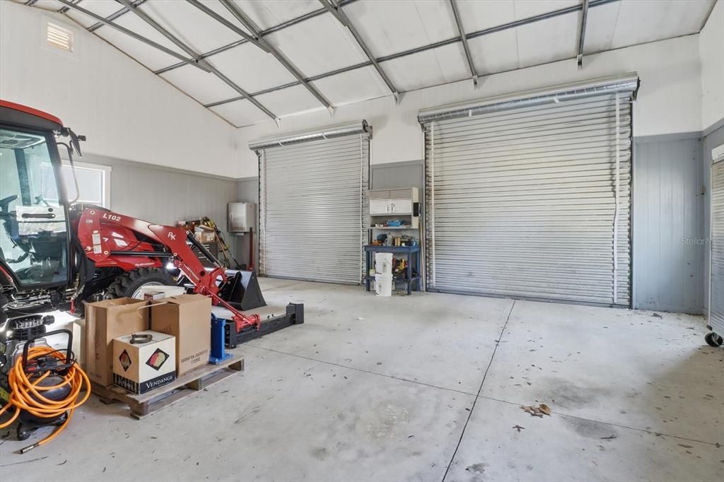 Garage, Interior