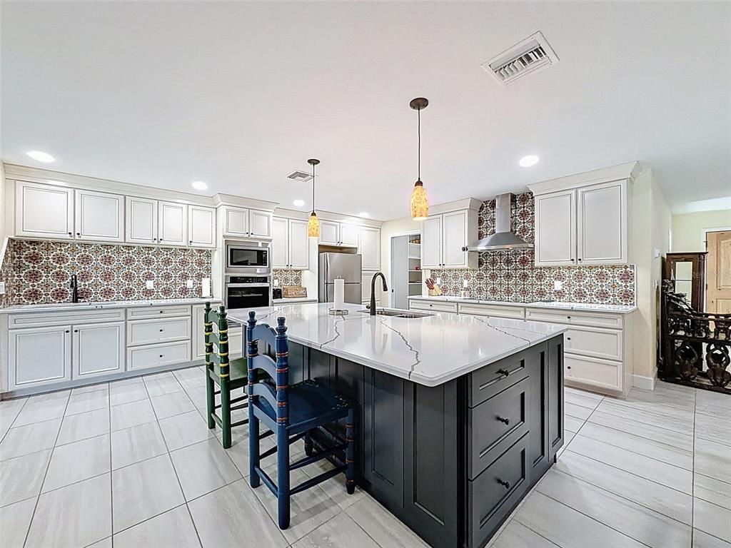 Interior, Kitchen, Pendant Lights, Recessed Lighting, Stainless Steel Appliances