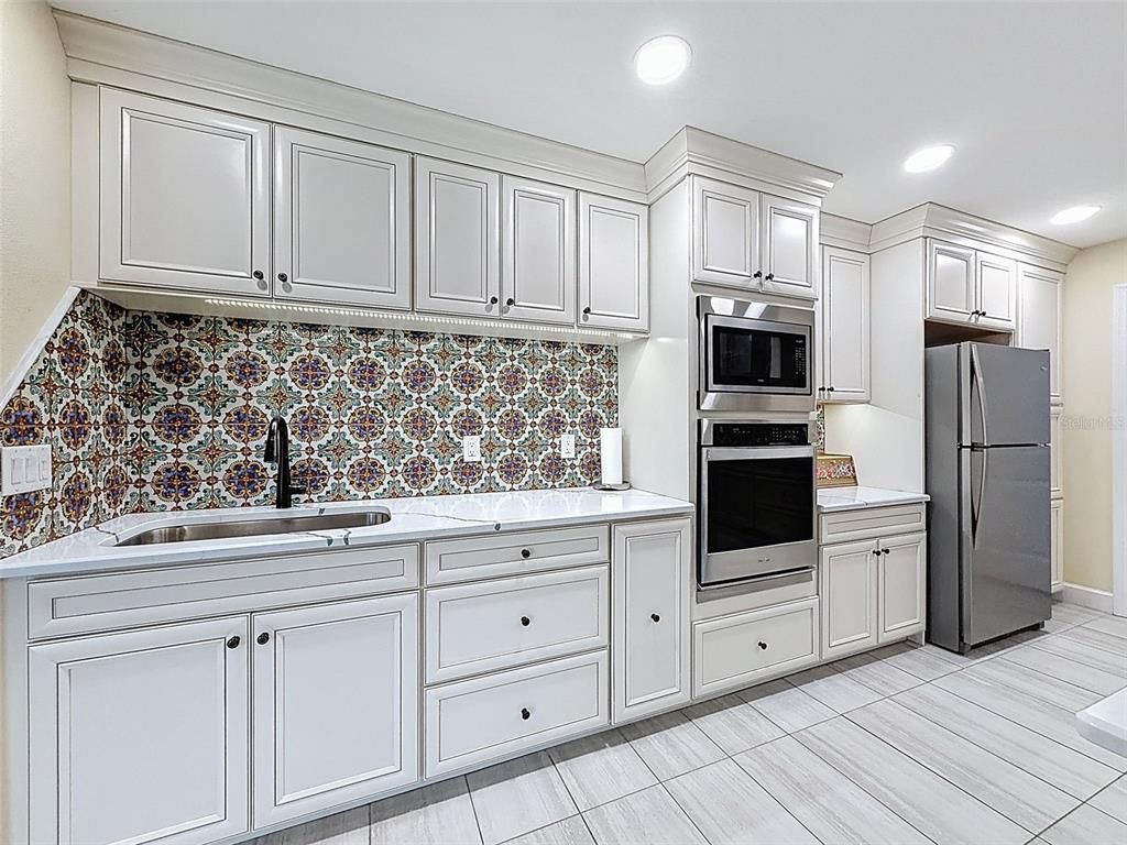Interior, Kitchen, Recessed Lighting