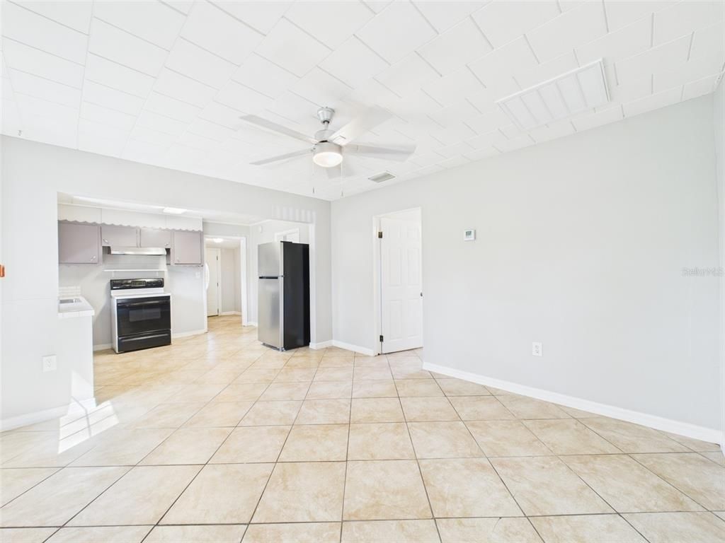 Empty room, Interior, Kitchen, Stainless Steel Appliances
