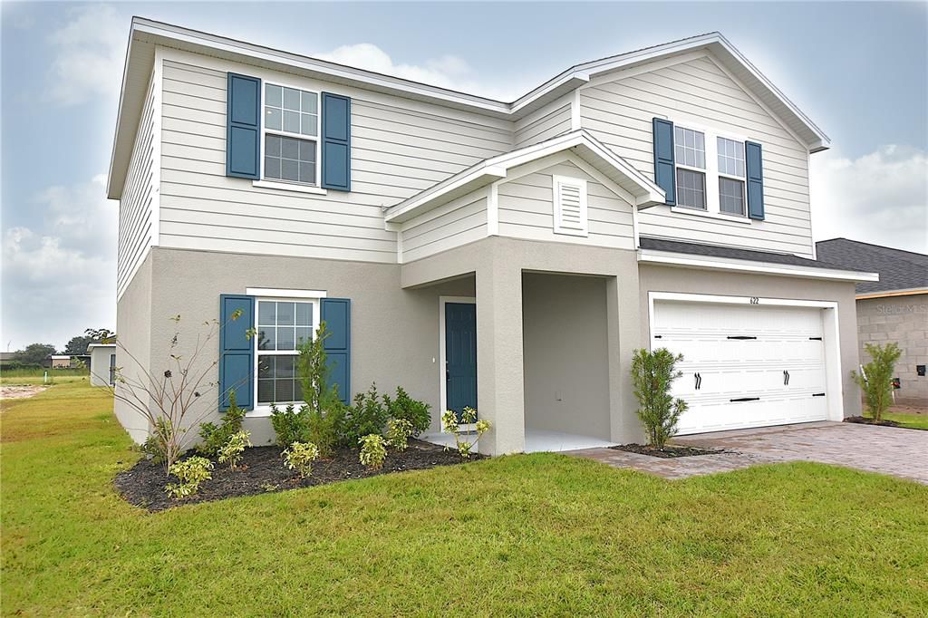 Attached, Exterior, Facade, Farmhouse