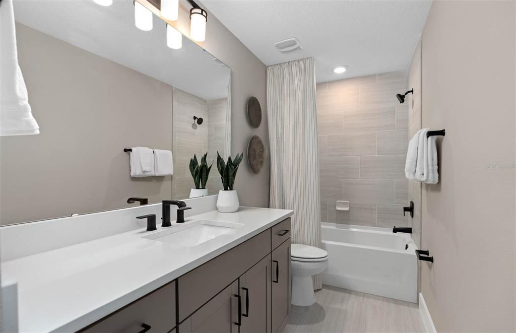 Bathroom, Interior, Recessed Lighting