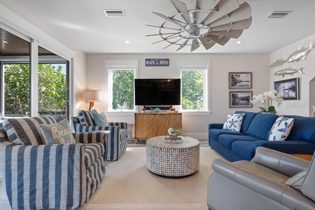 Interior, Living room, Recessed Lighting