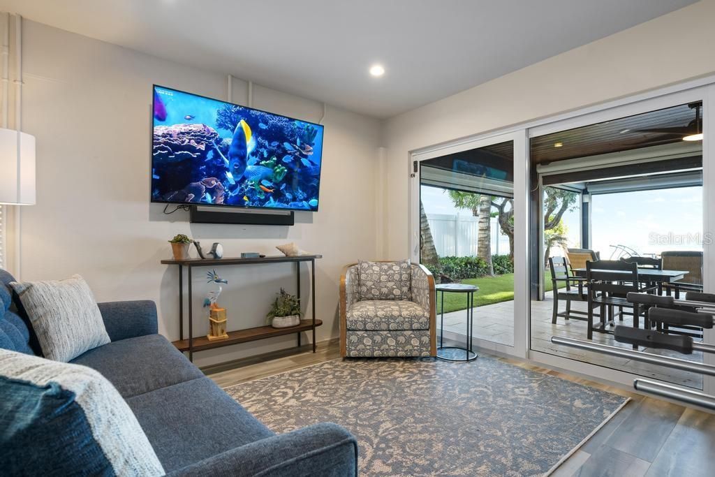 Dining room, Interior, Living room, Recessed Lighting, Wood Texture Flooring