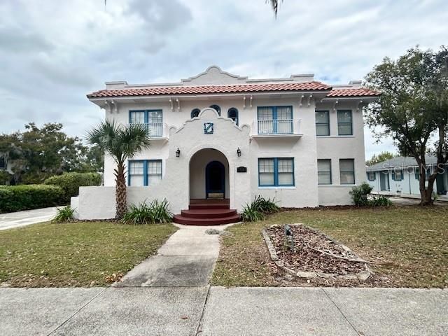 Backyard, Exterior, Facade, Mediterranean