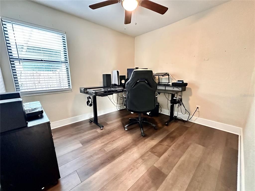 DE Listing image placeholder