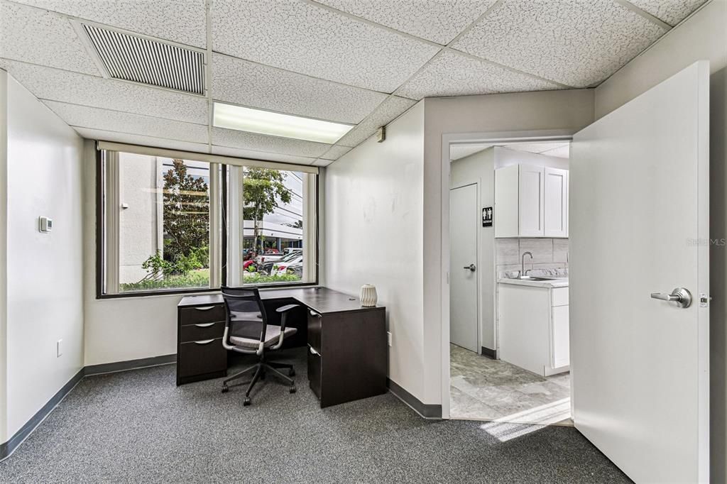 Home Office, Interior