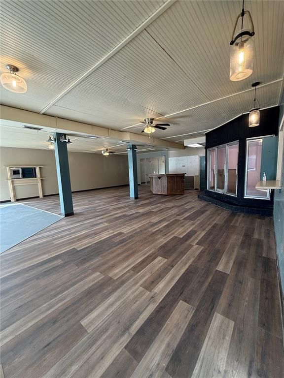 Interior, Pendant Lights, Wood Texture Flooring
