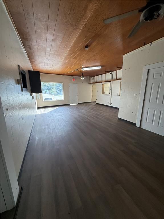 Empty room, Interior, Wooden Ceilings, Wood Texture Flooring