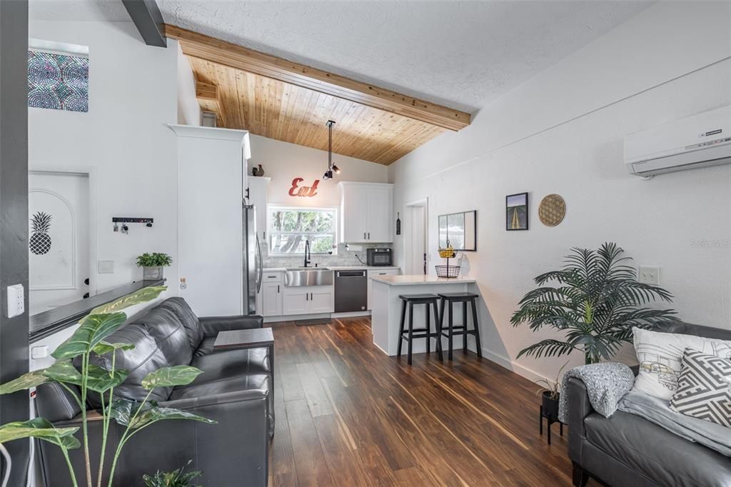 Interior, Kitchen, Living room, Pendant Lights, Wooden Beams, Wooden Ceilings, Wood Texture Flooring