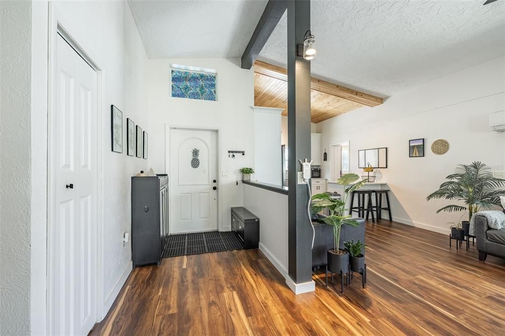 Dining room, Interior, Wooden Beams, Wood Texture Flooring